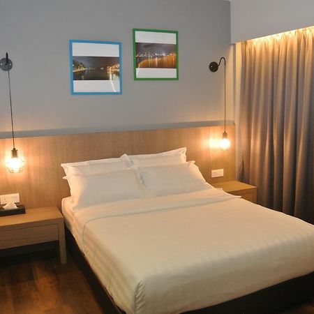 Riverside Boutique Hotel Kuantan Zewnętrze zdjęcie