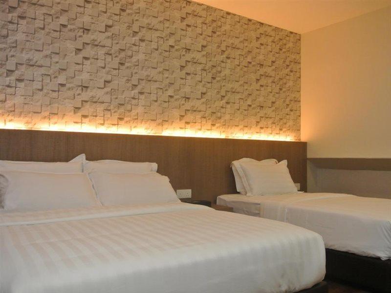 Riverside Boutique Hotel Kuantan Zewnętrze zdjęcie